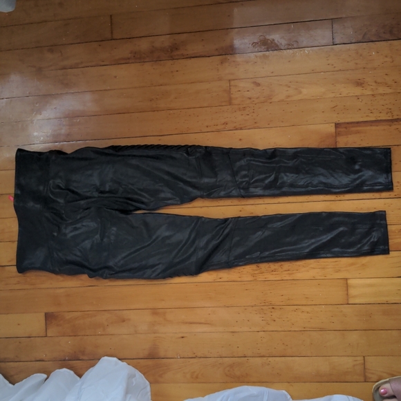 SPANX Faux Leather Moto Leggings - Picture 3 of 3